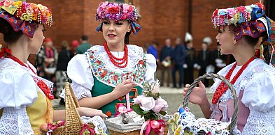 Radzionków. Wielkanocna tradycja w stroju regionalnym