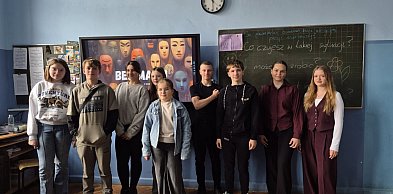 Radzionków. Presja rówieśników i dwie uczennice w akcji