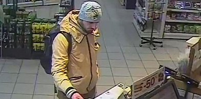 Policjanci poszukują tego mężczyzny. Co ma na sumieniu?