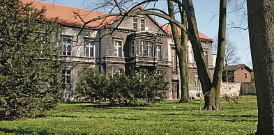 Plastyk bez tajemnic. Folwark w centrum Tarnowskich Gór