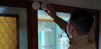 Zamontowali mieszkańcom czujniki czadu i dymu