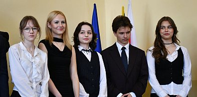 Tarnowskie Góry. Staszic, maturzyści i ranga wojewódzka