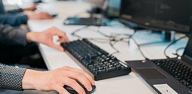 Księgowa czy doradca podatkowy — kogo potrzebuje Twoja firma?