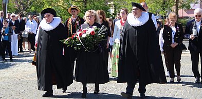 Radzionków świętuje. Patriotyczne uroczystości na pl. Letochów