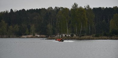 Alarm nad zalewem Nakło-Chechło: przewróciła się żaglówka