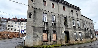 Tarnowskie Góry sprzedają kamienicę w centrum. Wiadomo, na ile ją wyceniono