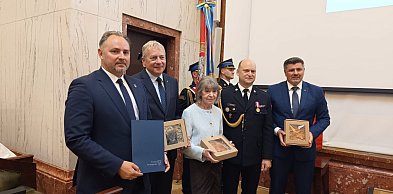 Złote Odznaki Honorowe za Zasługi dla Województwa Śląskiego