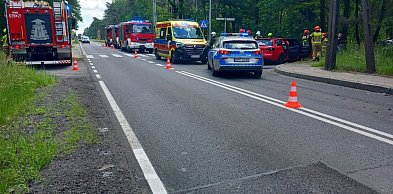 Powiat tarnogórski. Zderzenie osobówek na DK 11