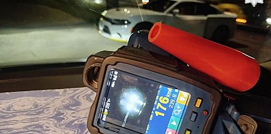 Pędził 176 km/h przez Nakło Śląskie. 35-latkowi grozi 30 tys. zł grzywny