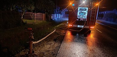 W środku nocy walczyli z ogniem. Pożar w Świętoszowicach