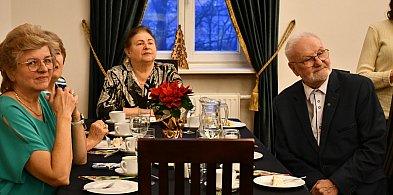 Urodziny członków UTW. Uroczyście w pałacu w Nakle Śląskim-66579