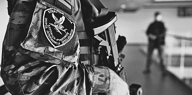 Katowice Airport. Dla tego pasażera dzień fatalnie się skończył-66624