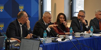 Rekordowy budżet powiatu tarnogórskiego na 2026 rok-67032