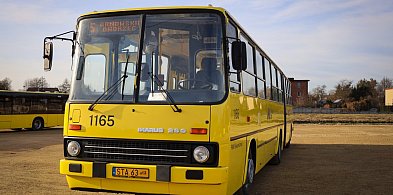 Ikarus na wyłączność, kolacja pod ziemią. Licytacje WOŚP