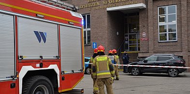 Tarnowskie Góry. Ewakuacja z budynku ZUS-u