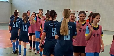 Sportowe emocje w Krupskim Młynie. Turniej Halowy na Krupie przyciągnął...