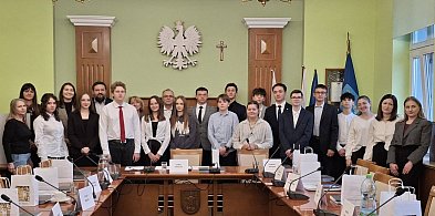 Radzionków i pierwsza sesja młodzieżowej rady. Co z tarnogórską?