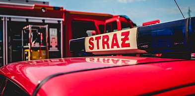 Nakło Śląskie. Dym ze studzienek, interwencja strażaków