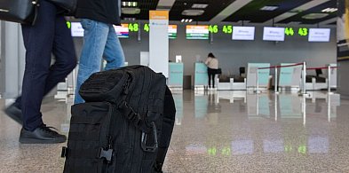 Lotnisko w Pyrzowicach. Ewakuacja 150 osób, mandat dla…