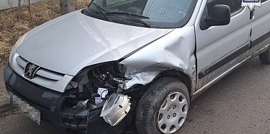 Powiat tarnogórski. Poranna mgła i zderzenie Daewoo z Peugeotem