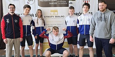 Młodzi sztangiści z Tarnowskich Gór rywalizowali w Kętach