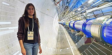 Nauczycielka z Sorbony w centrum badań jądrowych