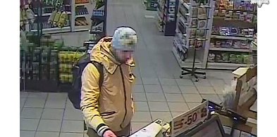 Tarnowskie Góry. Płacili cudzą kartą w sklepach. Zatrzymała ich policja