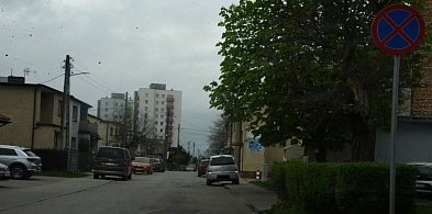 Tarnowskie Góry. Znak nie pomógł. Radny wnioskuje o montaż słupków