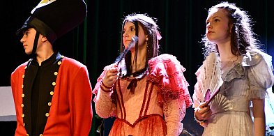 Radzionków. Dawno temu w Soplicowie. Mały jubileusz szkolnego teatru