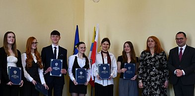 Pożegnania maturzystów, pchli targ po nowemu, wypadek w ośrodku jeździeckim