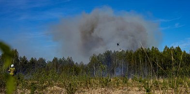 Walka z ogniem w regionie. Płonęło 15 hektarów lasu, w akcji samoloty i śmigłowce