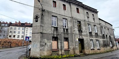 Tarnowskie Góry sprzedają kamienicę w centrum. Wiadomo, na ile ją wyceniono