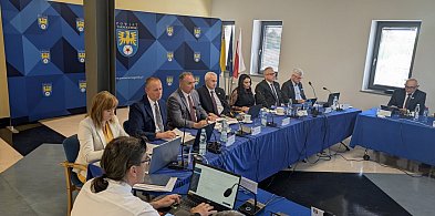 Absolutorium, szpital i spór o granice. Przed radnymi ważna sesja powiatu