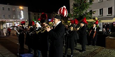 Uroczysty wieczór na pl. Mariackim-66744