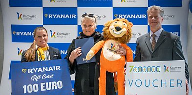 Lotnisko w Pyrzowicach. Siedmiomilionowa pasażerka-66843