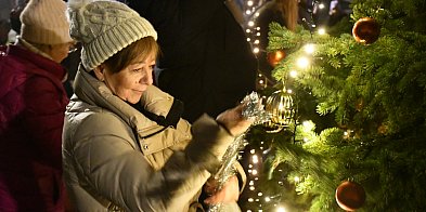 Piąte strojenie choinki w Strzybnicy.-66897
