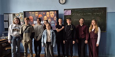 Radzionków. Presja rówieśników i dwie uczennice w akcji