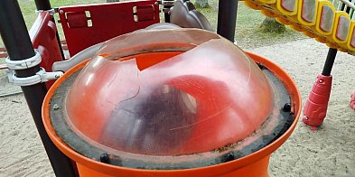 Powiat tarnogórski. Zdewastowali