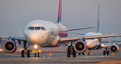 Z powodu mgły część lotów przekierowana na inne lotniska-66904