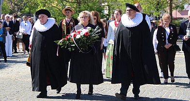 Radzionków świętuje. Patriotyczne uroczystości na pl. Letochów