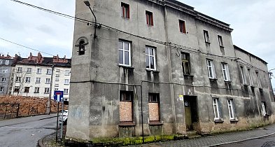 Tarnowskie Góry sprzedają kamienicę w centrum. Wiadomo, na ile ją wyceniono