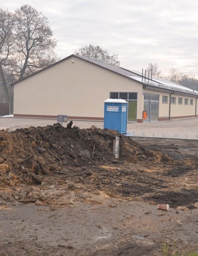 Powiat tarnogórski. Budowa marketu Dino. Kiedy zrobimy zakupy?-66582