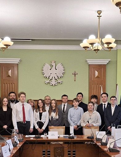 Radzionków i pierwsza sesja młodzieżowej rady. Co z tarnogórską?