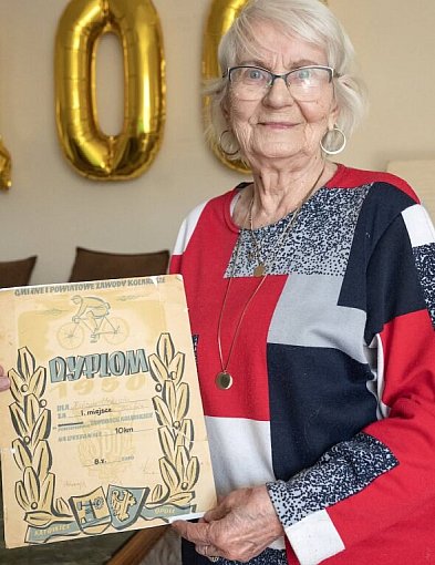 100 lat mieszkanki Bytomia. Jubilatkę odwiedził prezydent miasta