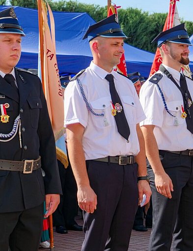 Podwójny jubileusz w Ożarowicach. Strażacy świętowali
