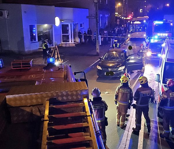 Kobieta została potrącona na ulicy Przyjaźni. Lądowanie LPR-66609