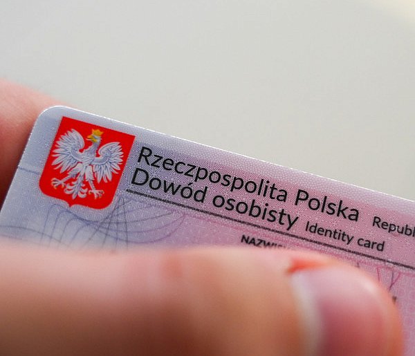 Nie musisz już biec do fotografa. Zdjęcie do dokumentów zrobisz w domu-67039