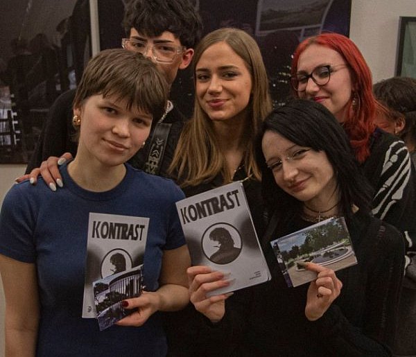 Zdolna młodzież. Dwie wystawy w pałacu