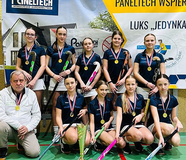 Brawa dla naszych hokeistek! Mają mistrzostwo i finał