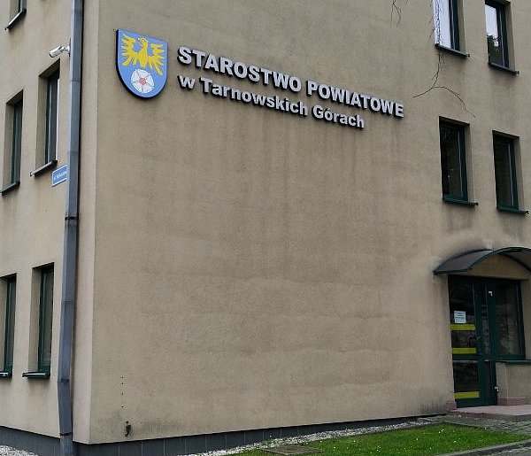 WYCIĄG Z OGŁOSZENIA O PRZETARGU